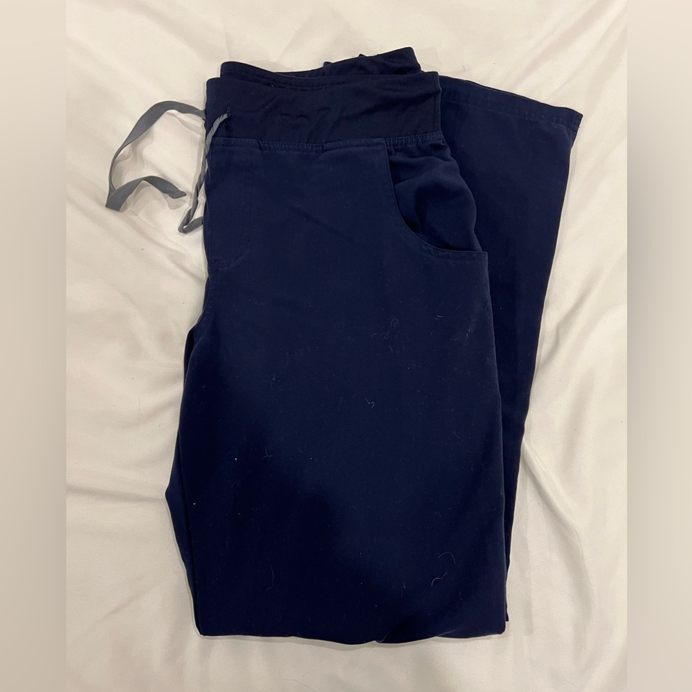 Figs made cargo scrub pants in navy
